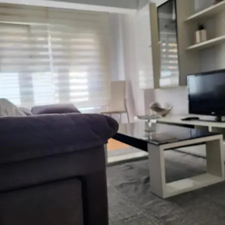 Comfortable In 65 M² Parking Included Lägenhet Santander